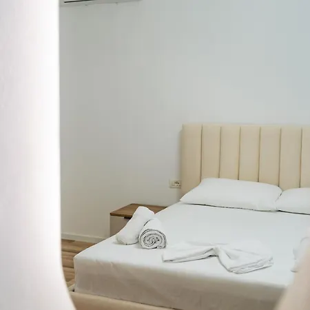 Apartment Leka *